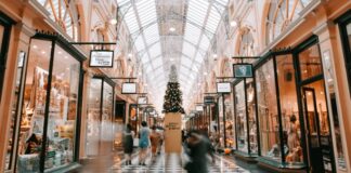 Shopping Centers: Opportunity for Community Development? Combining Community Engagement and Retail Promotion In Branding Shopping Centers